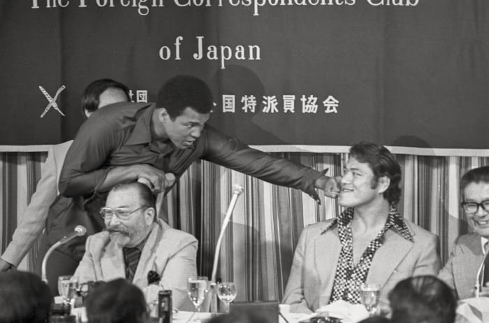 BUTTERFLY EFFECT
Ali’s 1976 battle with Inoki has been credited with giving birth to the concept of MMA.